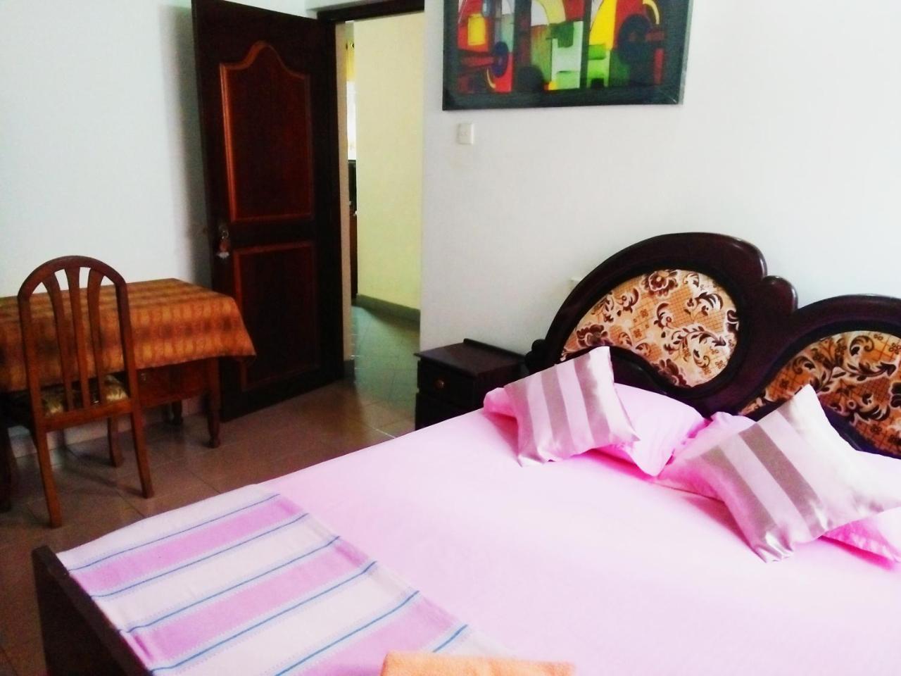 Ruslanka Homestay Ettukala Extérieur photo
