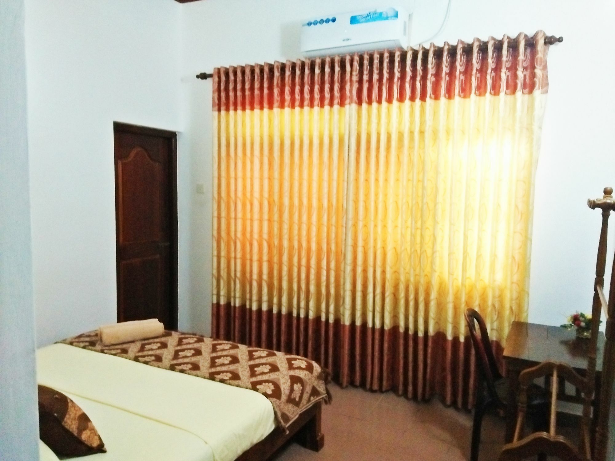Ruslanka Homestay Ettukala Extérieur photo